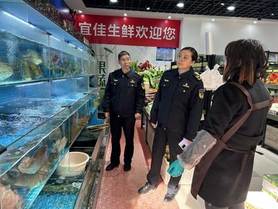 ?？悼h局“以點(diǎn)帶面”開展食用農(nóng)產(chǎn)品銷售質(zhì)量安全檢查
