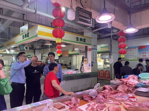 揚(yáng)州市場監(jiān)管部門對農(nóng)貿(mào)市場開展突擊檢查