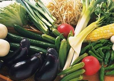 深新早點|老太將硬幣扔進飛機發(fā)動機 致航班延誤(28日)